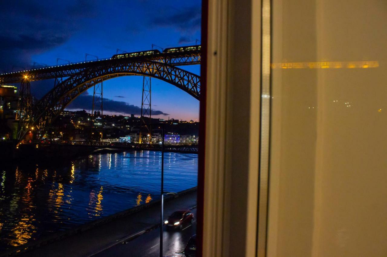 Red House By The River Appartement Porto Buitenkant foto